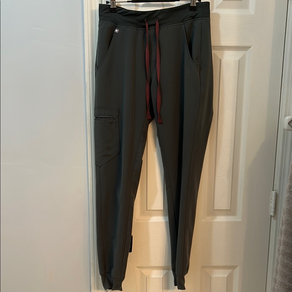 Figs Gray Zamora jogger scrub pants